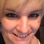 Azza - Femme trans à La Châtagne Profil de Azza, 43 ans, Femme trans à La Châtagne (Neuchâtel)