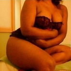 Youmna - Femme trans à Zell LU Profil de Youmna, 29 ans, Femme trans à Zell LU (Lucerne)